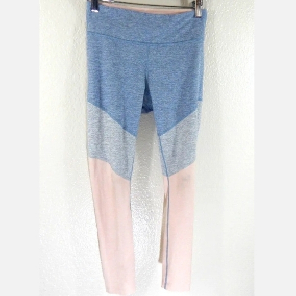 Outdoor Voices Colorblock Leggings - Picture 2 of 5